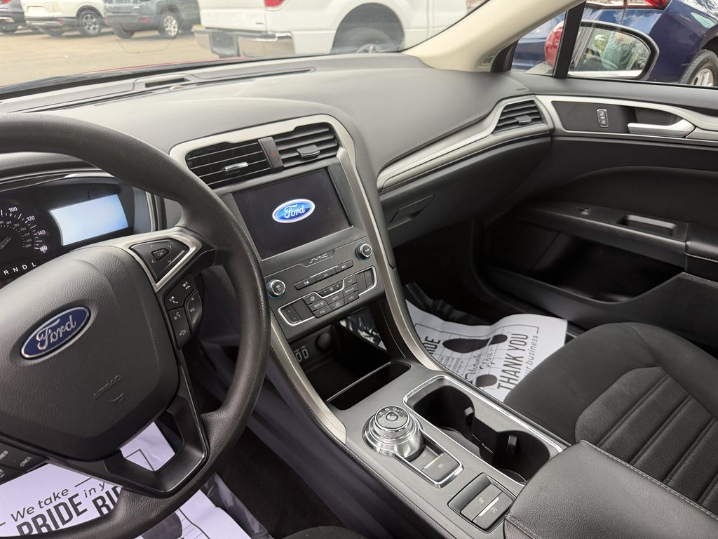 2020 Ford Fusion - $13,900