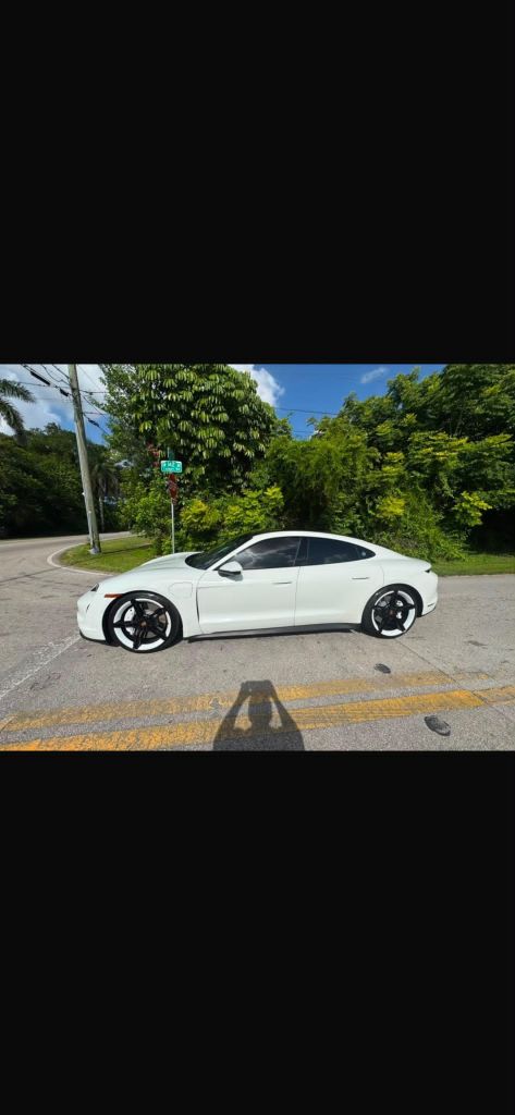 2021 Porsche Taycan