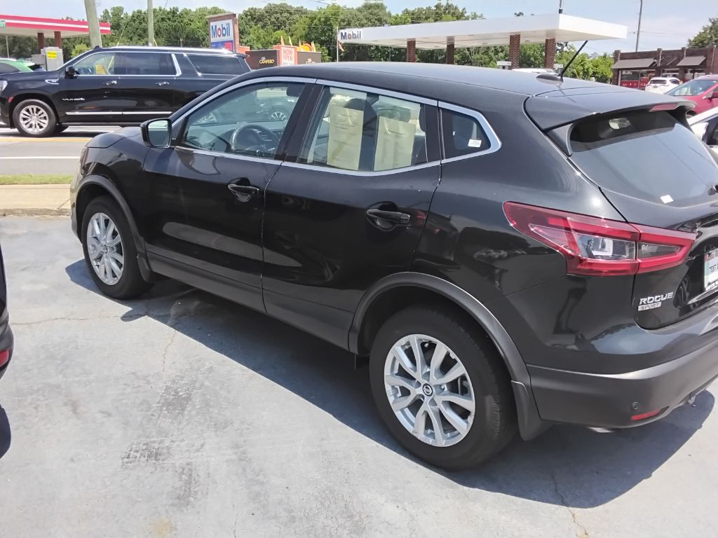 2021 Nissan Rogue - $18,790