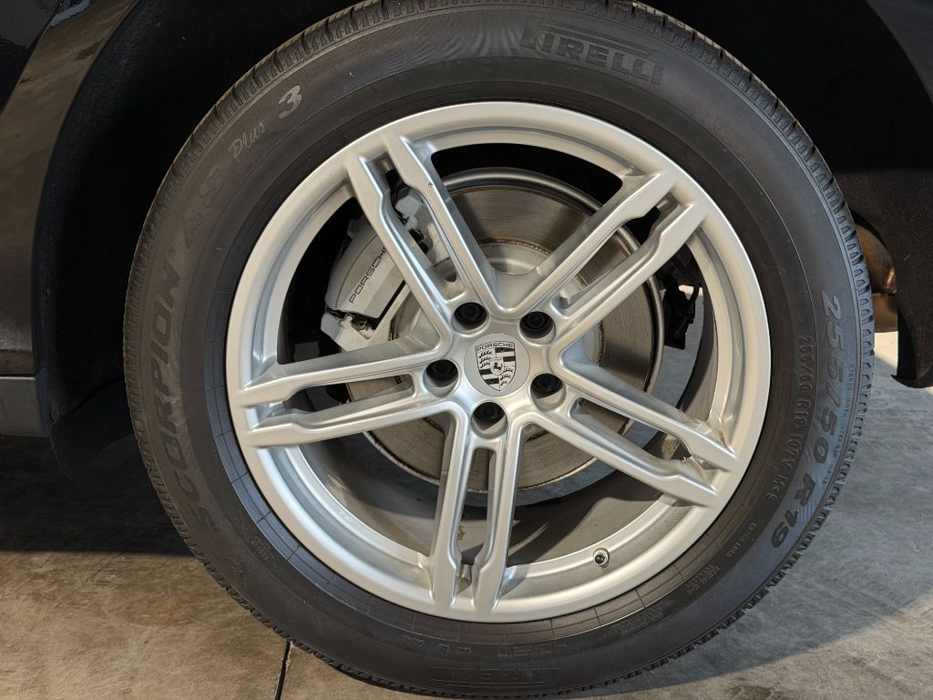 2016 Porsche Macan - $17,995