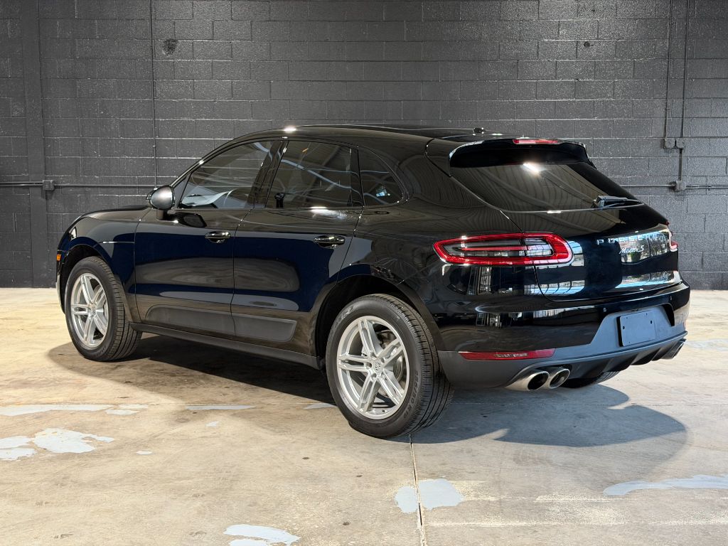 2016 Porsche Macan - $17,995