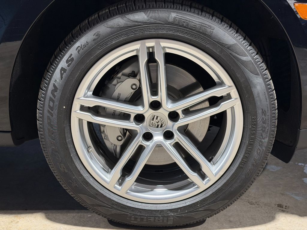 2016 Porsche Macan - $17,995