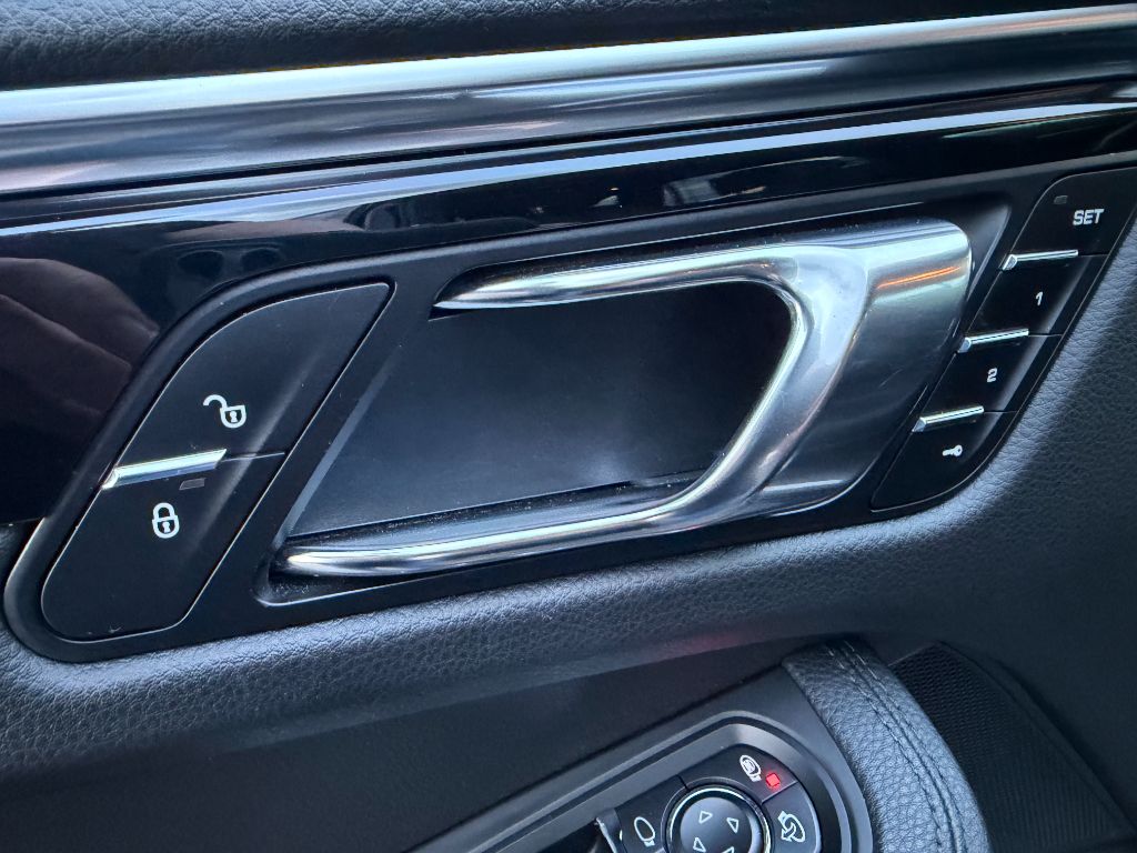2016 Porsche Macan - $17,995