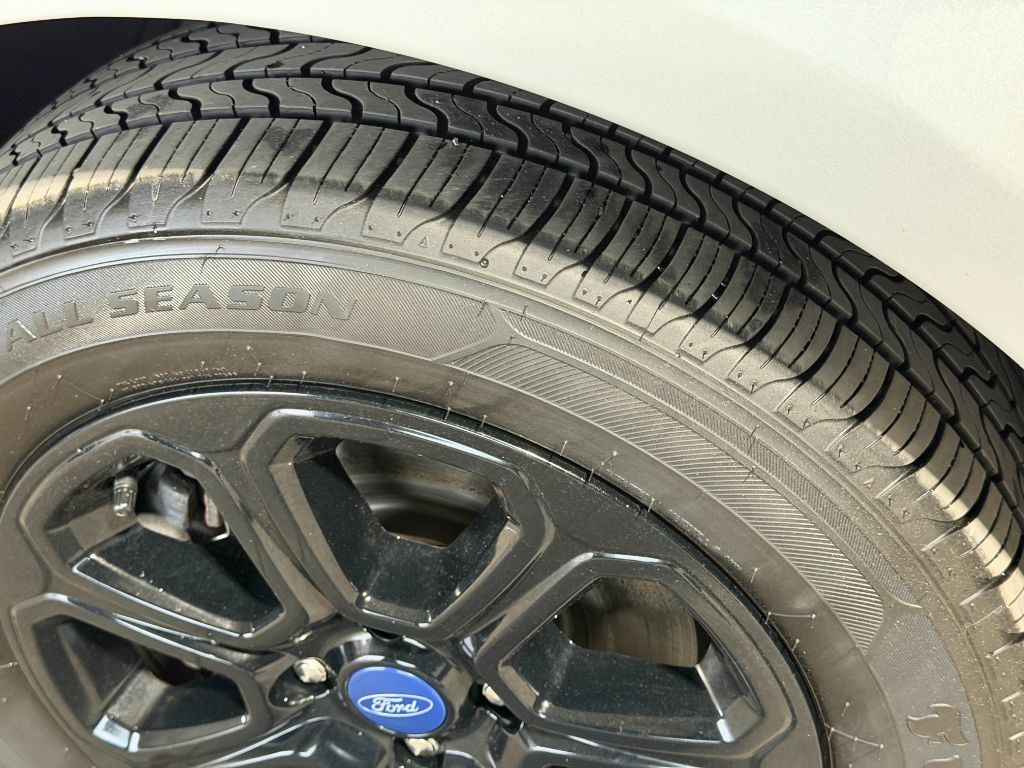 2020 Ford EcoSport - $9,608