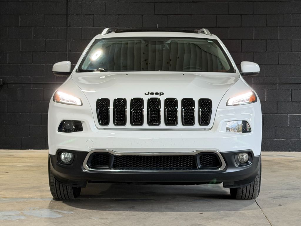 2015 Jeep Cherokee - $9,408