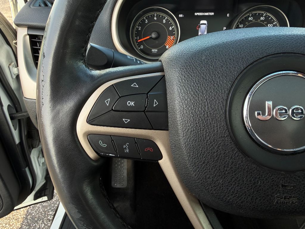 2015 Jeep Cherokee - $9,408