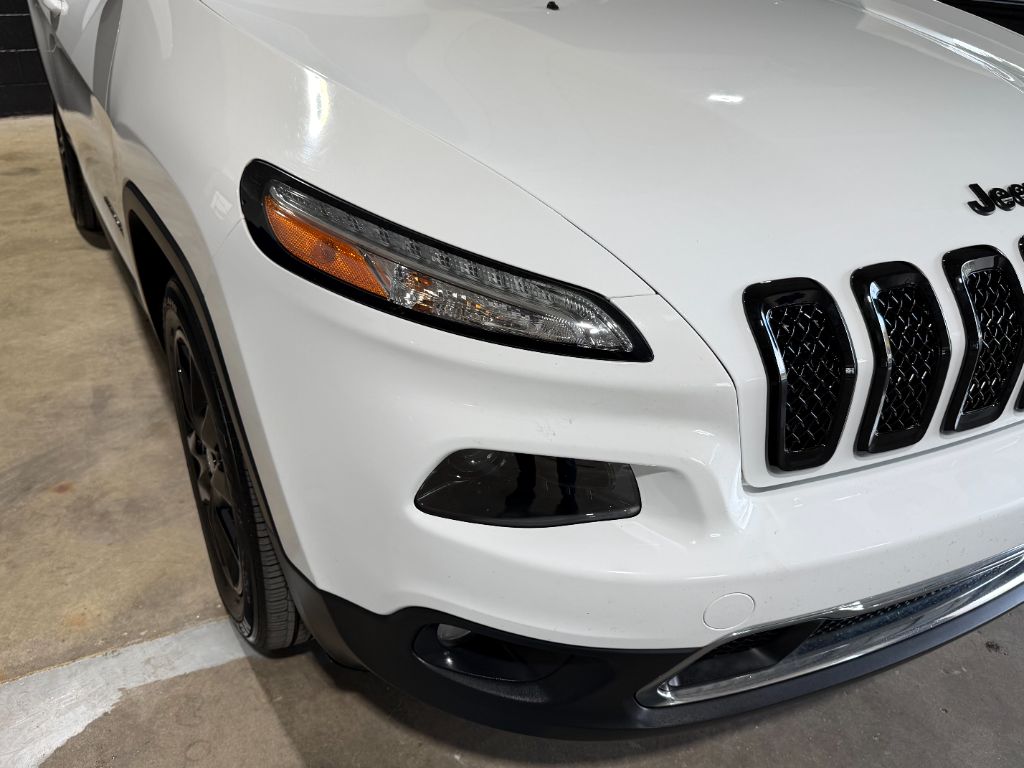 2015 Jeep Cherokee - $9,408