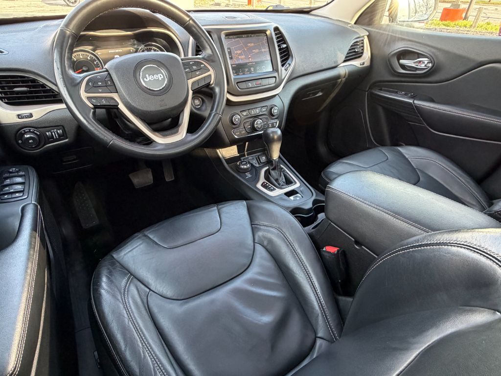 2015 Jeep Cherokee - $9,408