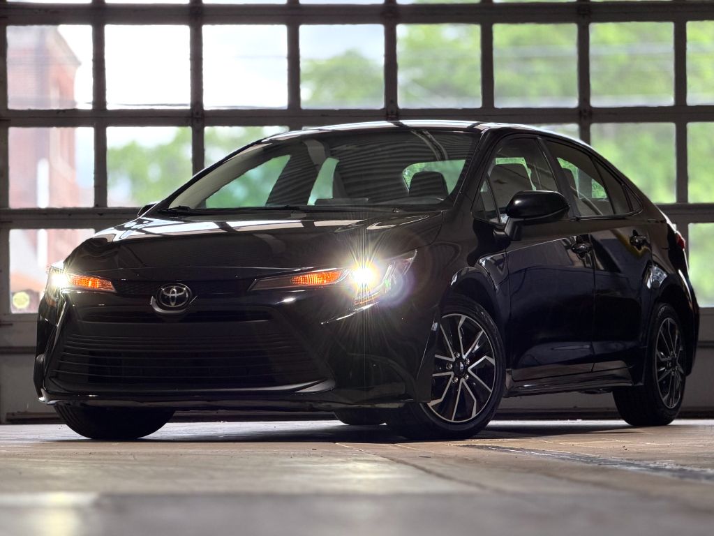 2023 Toyota Corolla - $15,508