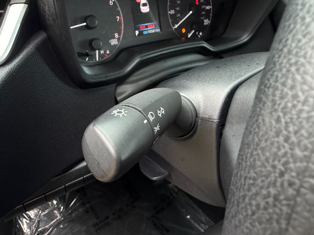 2023 Toyota Corolla - $15,508