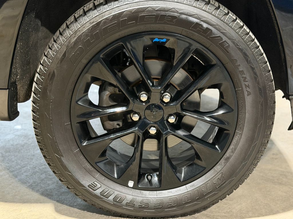 2017 Jeep Cherokee - $16,595