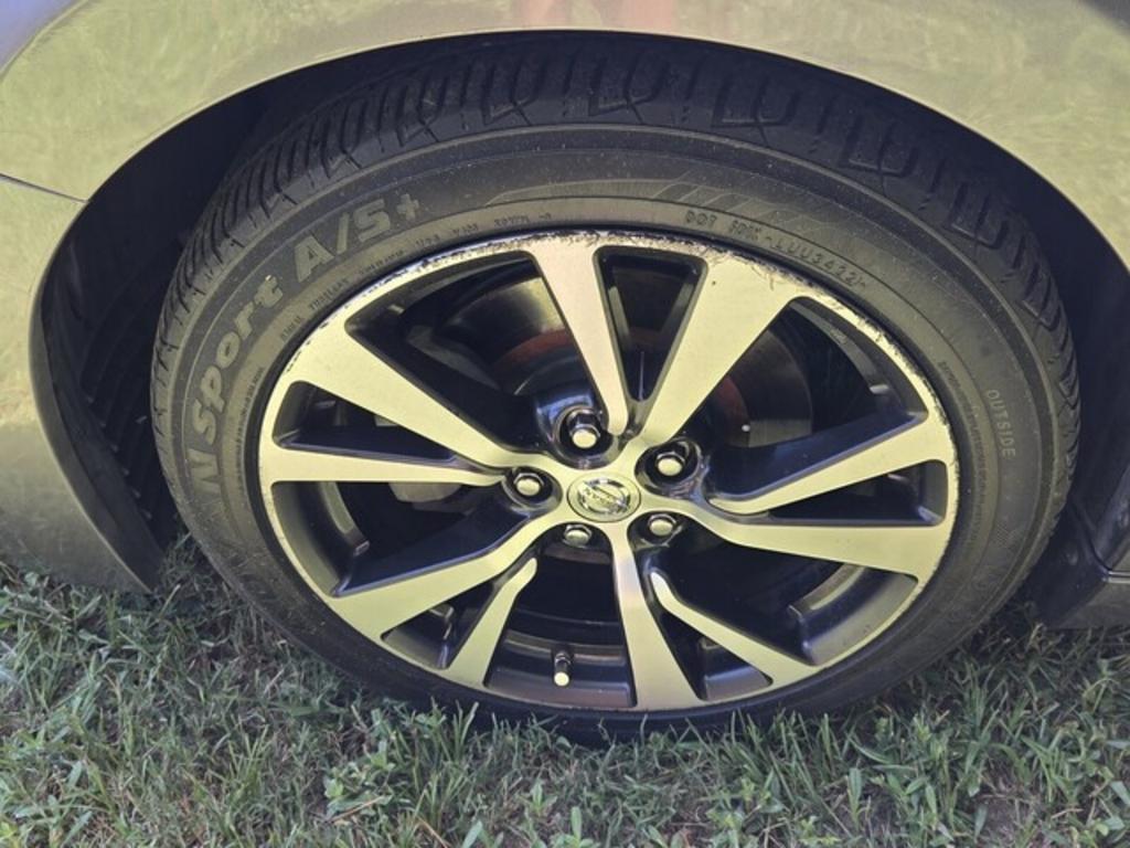 2016 Nissan Maxima - $11,988