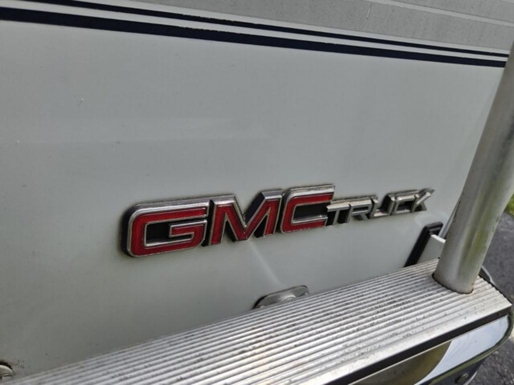 1994 GMC Rally - $9,995