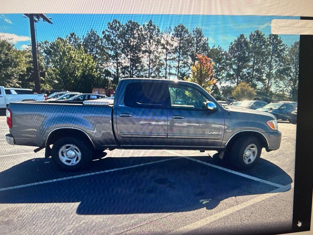 2006 Toyota Tundra - $9,900