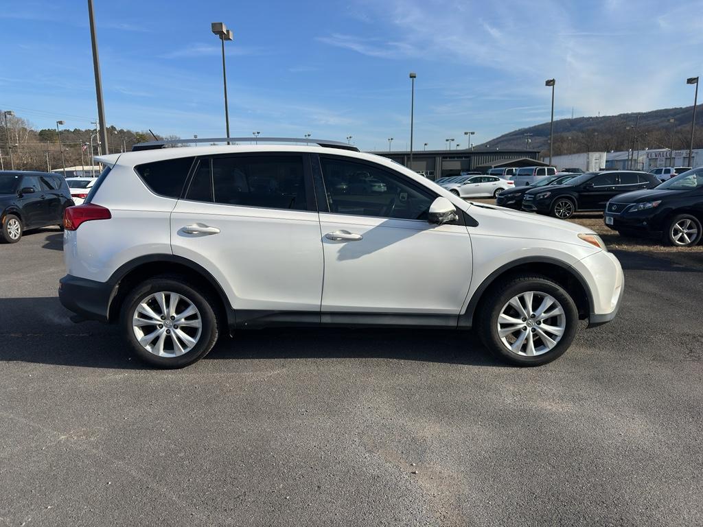 2014 Toyota RAV4 - $14,990
