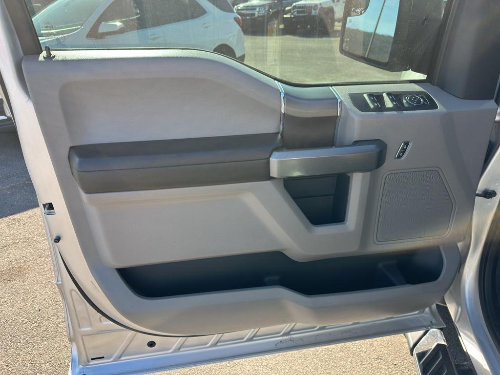 2016 Ford F-150 - $24,490