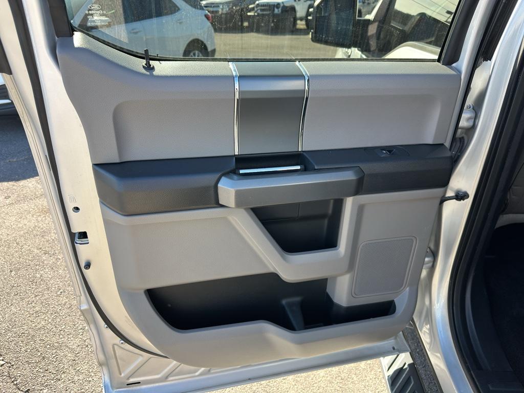 2016 Ford F-150 - $24,490
