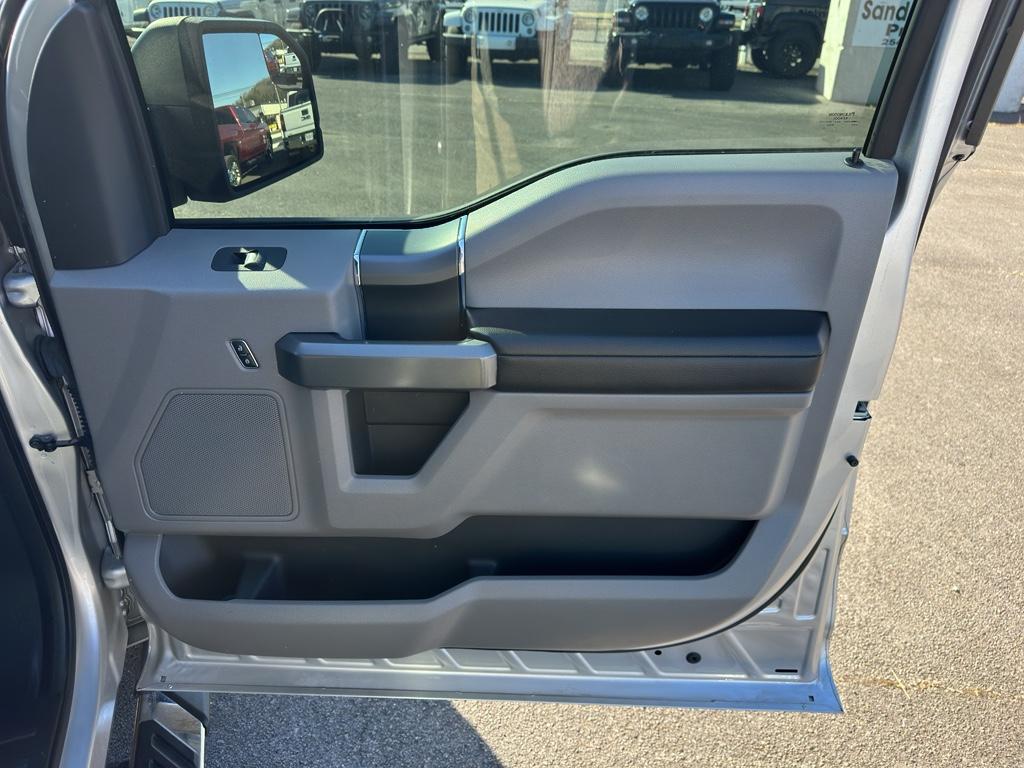 2016 Ford F-150 - $24,490