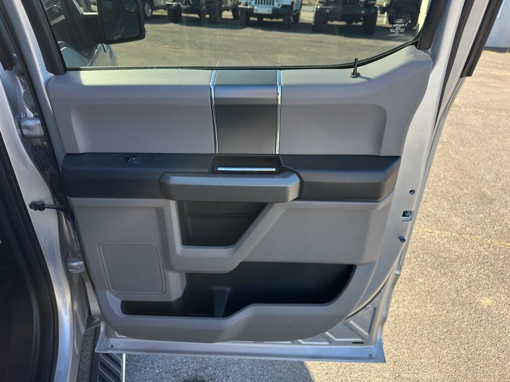 2016 Ford F-150 - $24,490