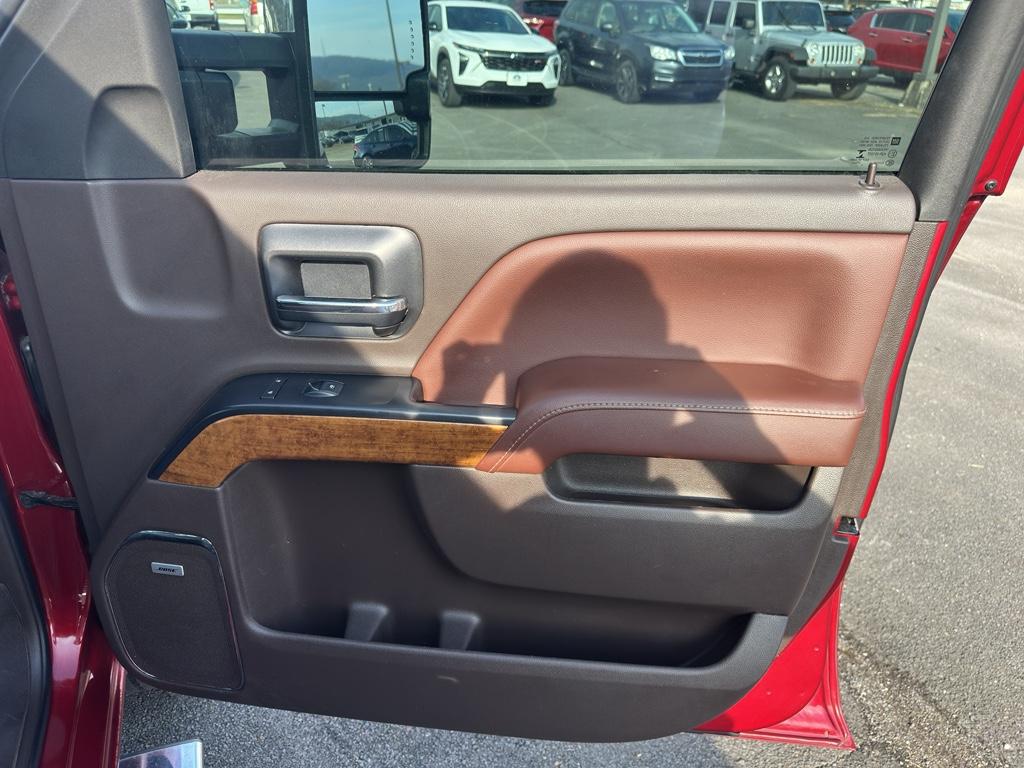 2018 Chevrolet Silverado - $28,990