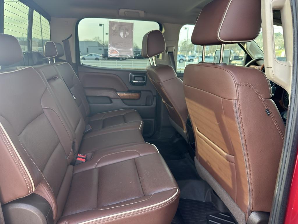 2018 Chevrolet Silverado - $28,990