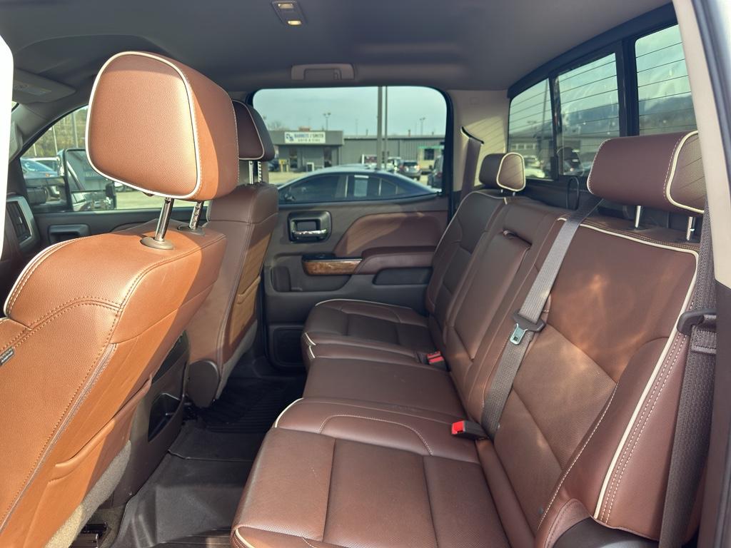 2018 Chevrolet Silverado - $28,990