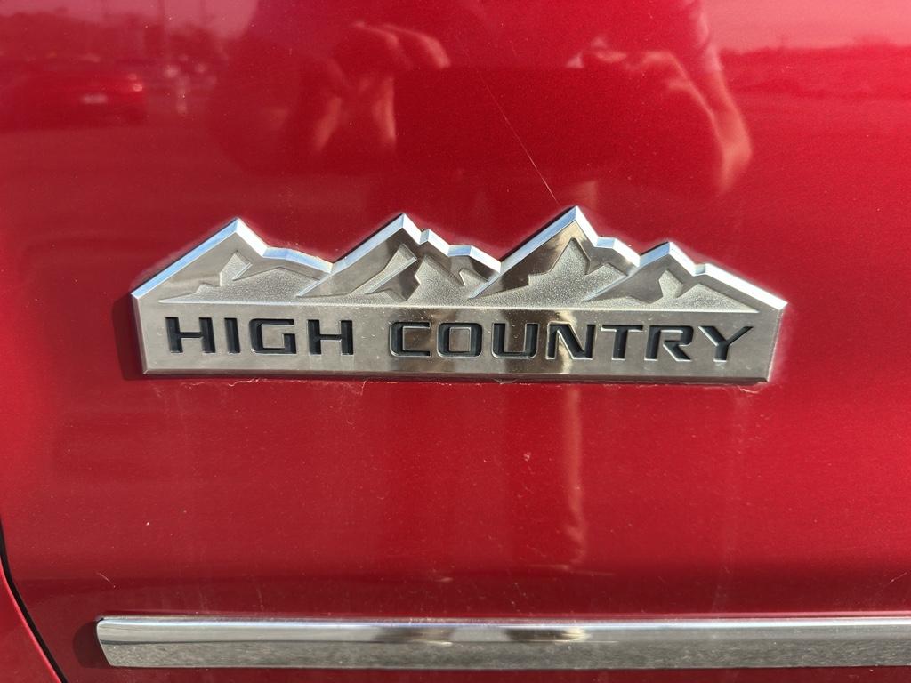 2018 Chevrolet Silverado - $28,990