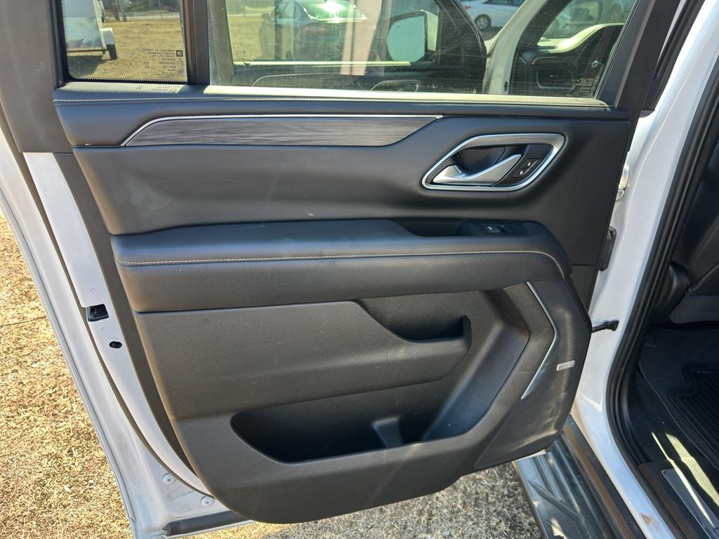 2021 GMC Yukon - $43,995