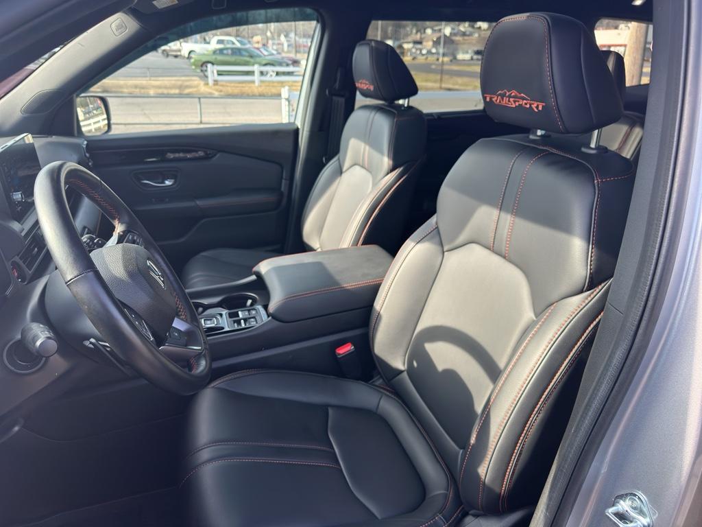 2025 Honda Pilot - $43,990