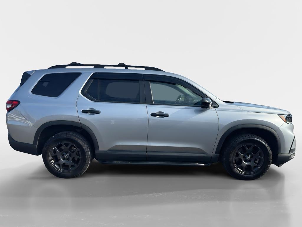 2025 Honda Pilot - $43,990