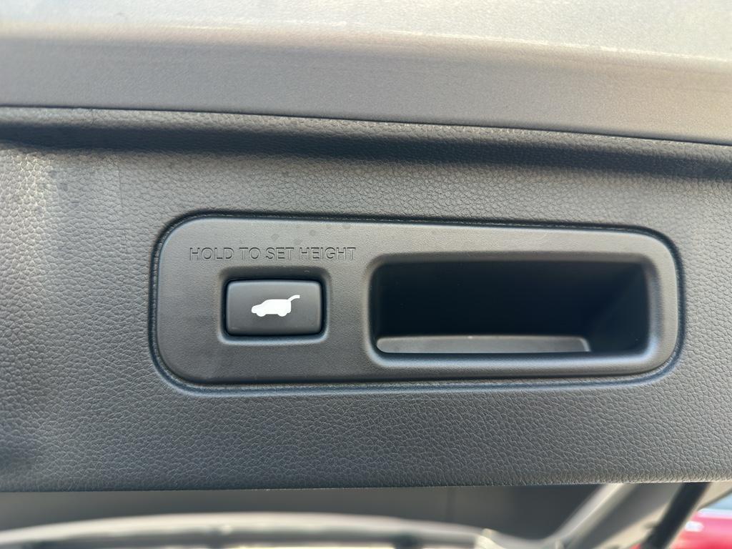 2025 Honda Pilot - $43,990