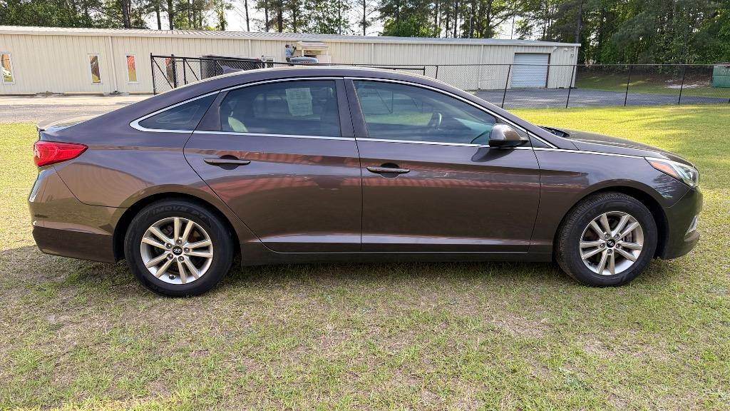 2017 Hyundai Sonata - $18,999