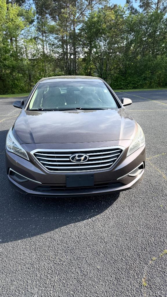 2017 Hyundai Sonata - $18,999