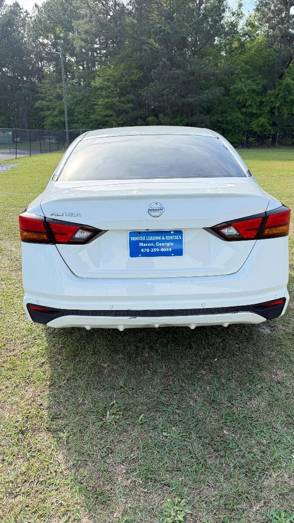 2021 Nissan Altima - $19,999