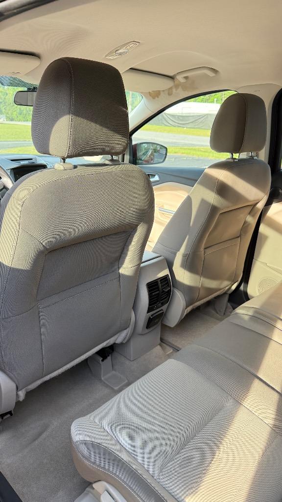 2014 Ford Escape - $13,999