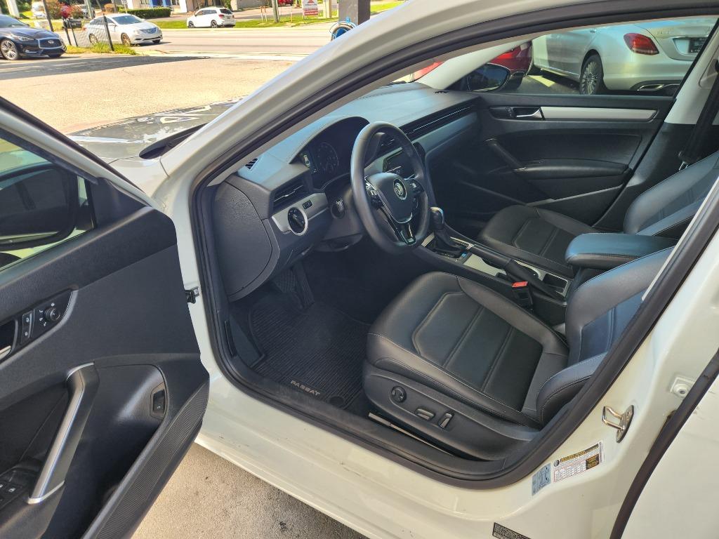2021 Volkswagen Passat - $13,995