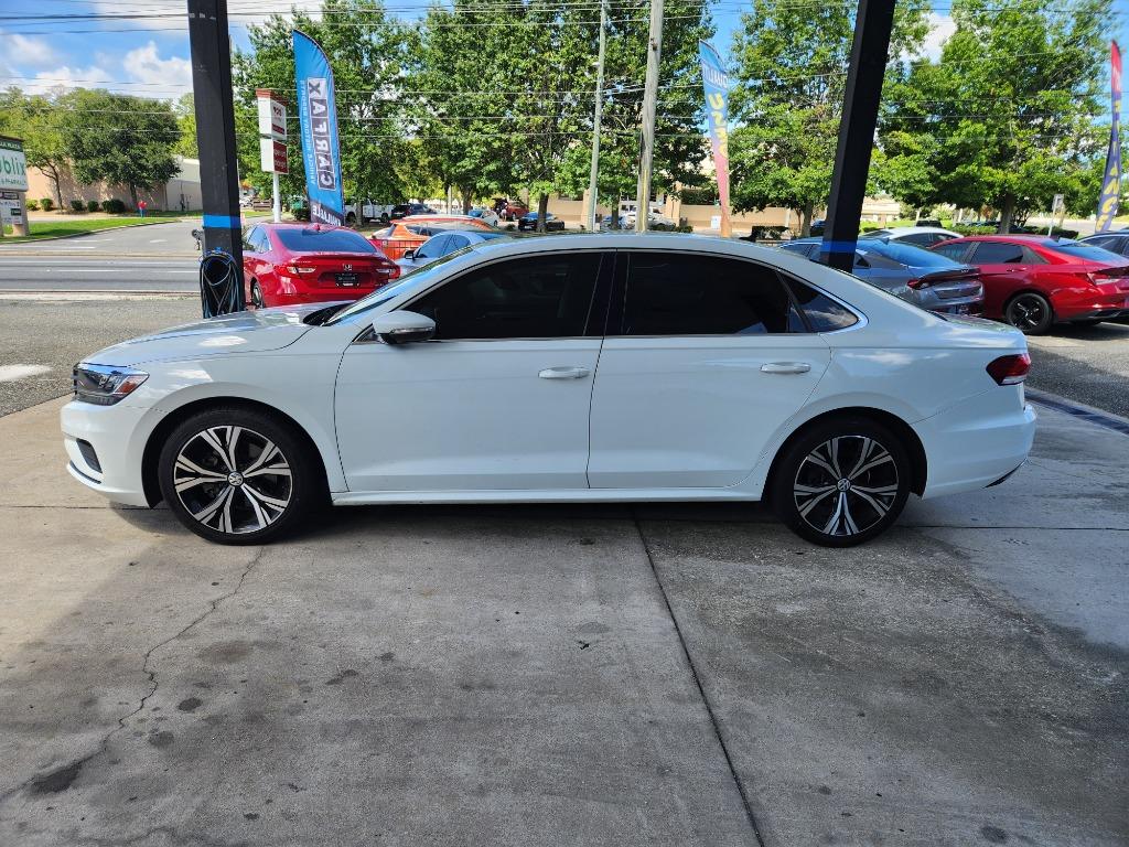 2021 Volkswagen Passat - $13,995