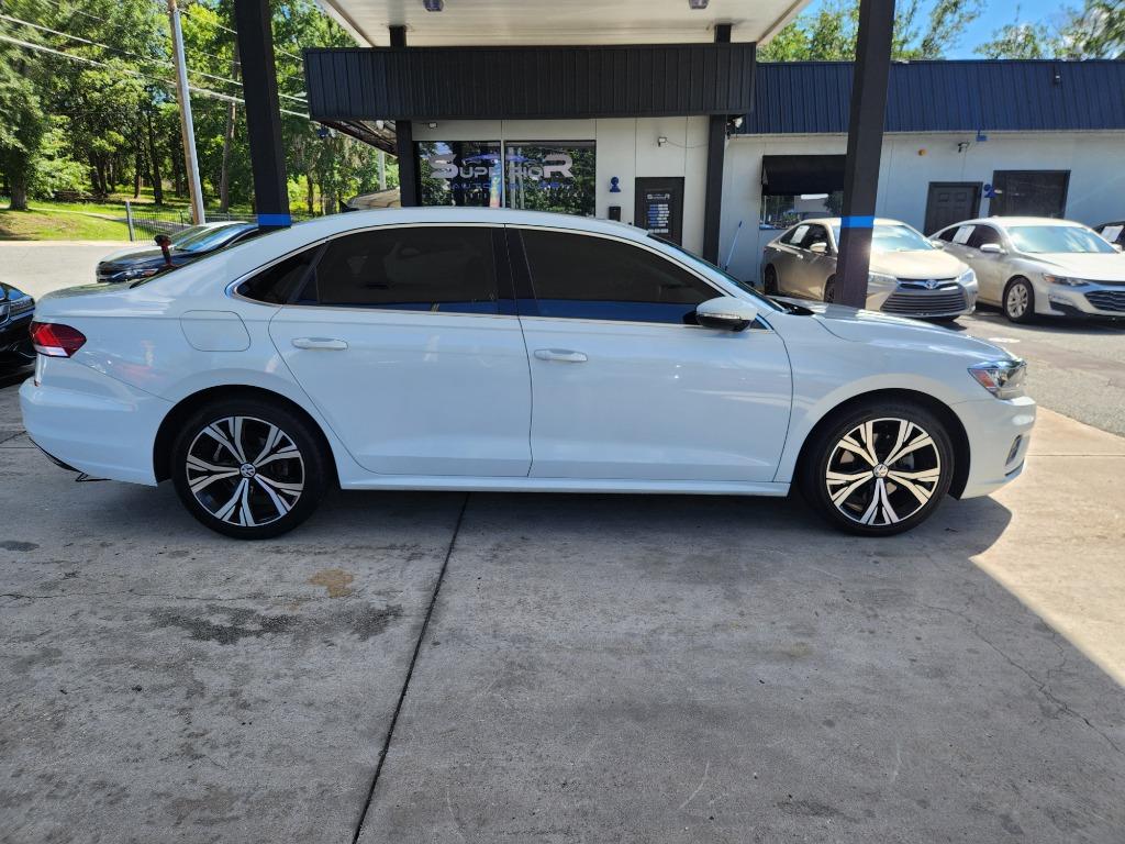 2021 Volkswagen Passat - $13,995