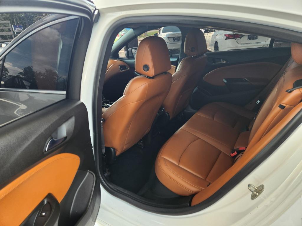2017 Chevrolet Cruze - $10,995