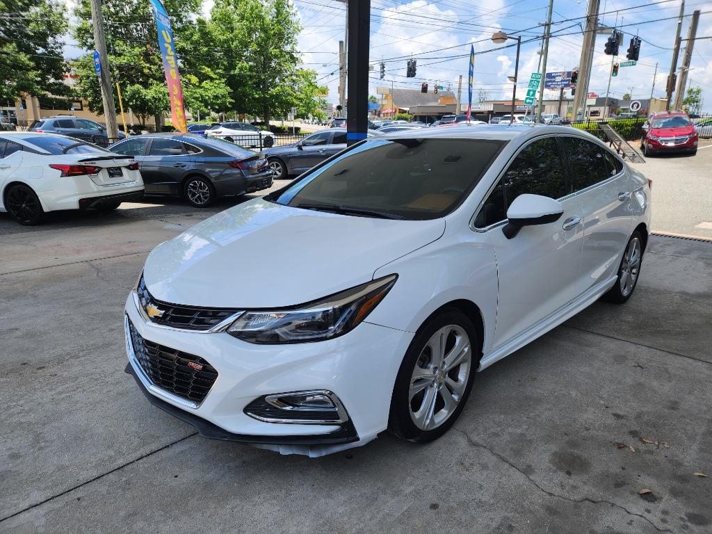 2017 Chevrolet Cruze - $10,995