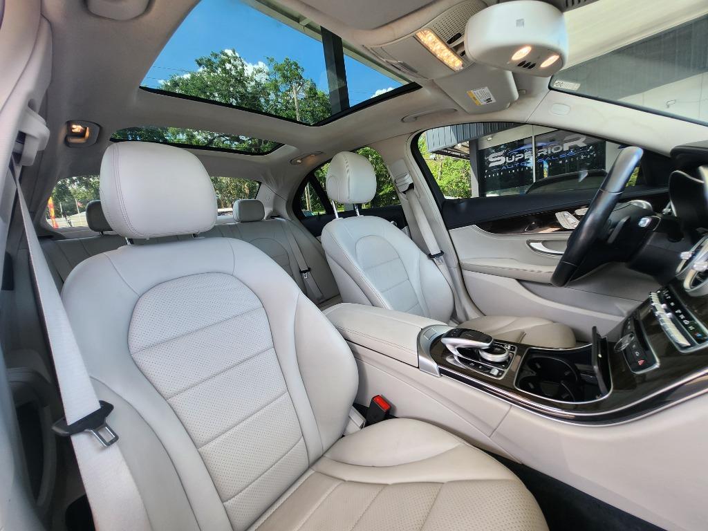 2015 Mercedes-Benz C Class - $15,995