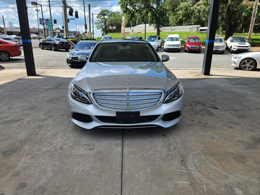 2015 Mercedes-Benz C Class - $15,995