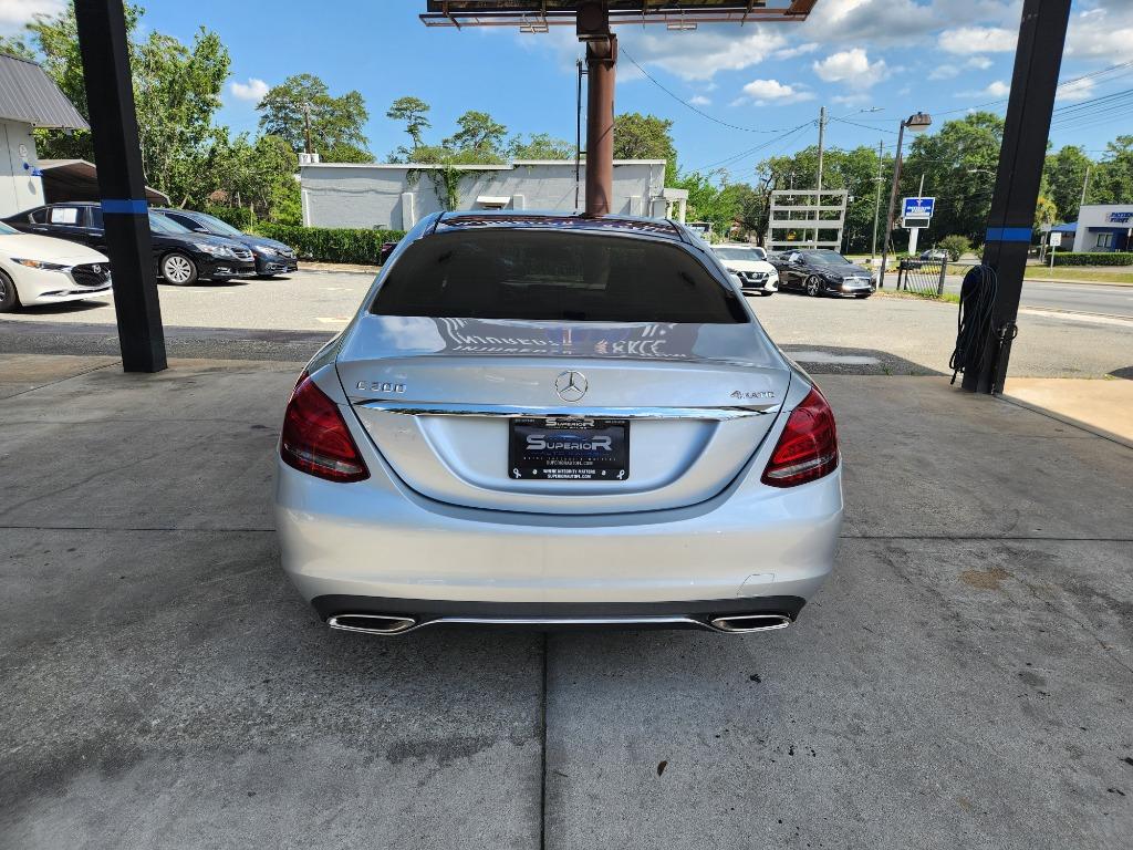 2015 Mercedes-Benz C Class - $15,995