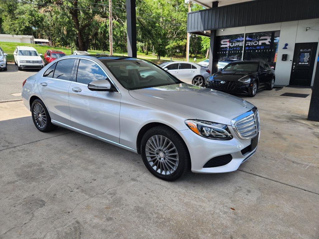 2015 Mercedes-Benz C Class - $15,995