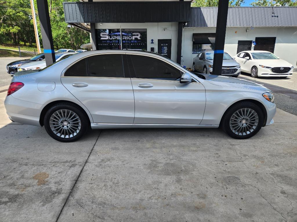 2015 Mercedes-Benz C Class - $15,995