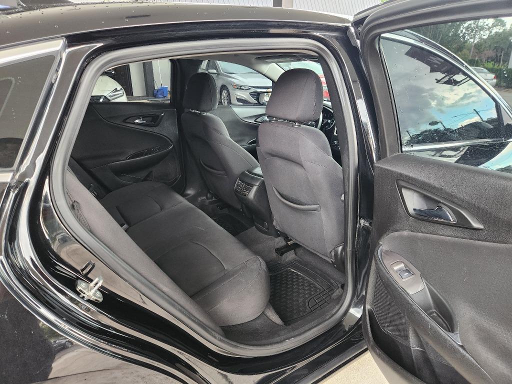 2021 Chevrolet Malibu - $13,995