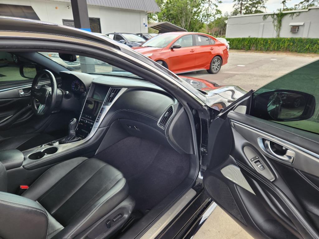 2017 INFINITI Q60 - $17,995