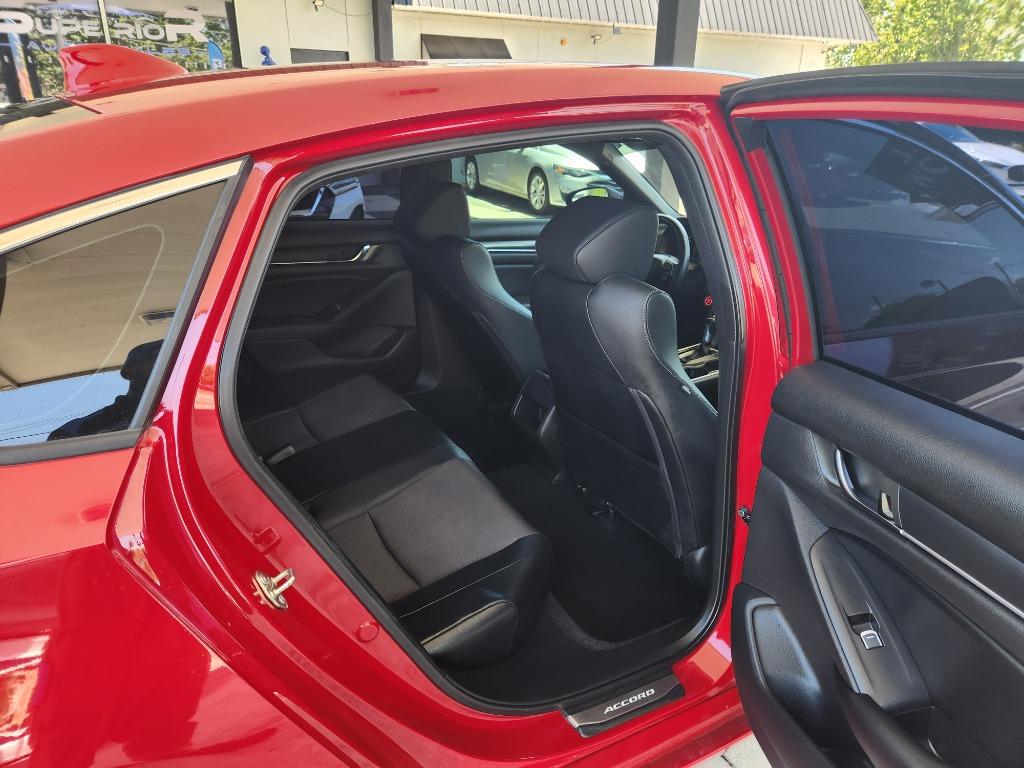 2018 Honda Accord - $16,995