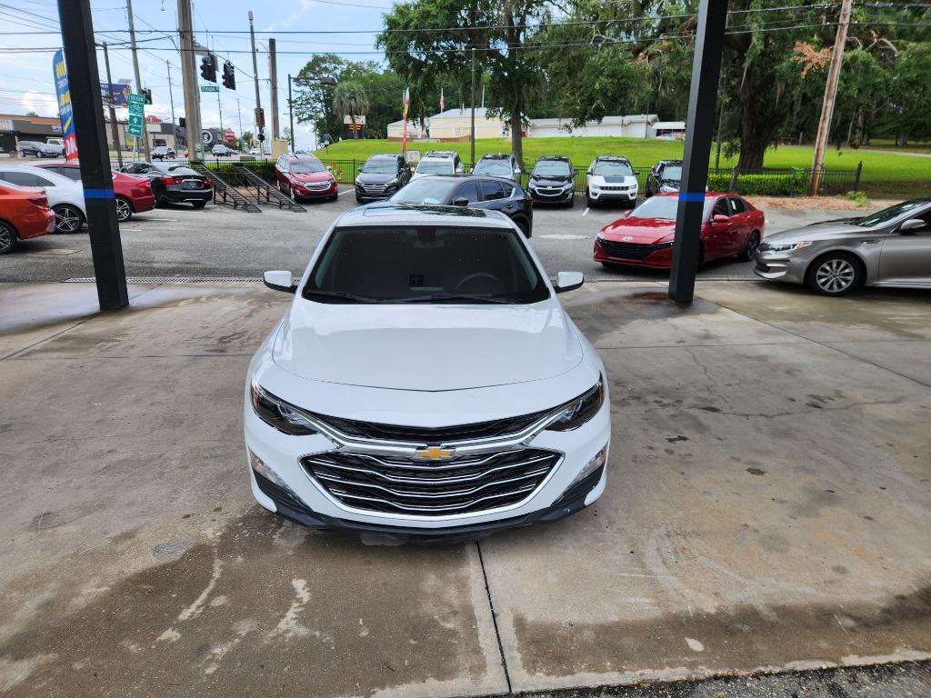 2021 Chevrolet Malibu - $13,995