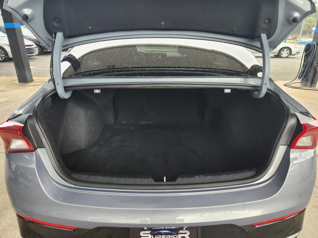 2022 Kia K5 - $14,995